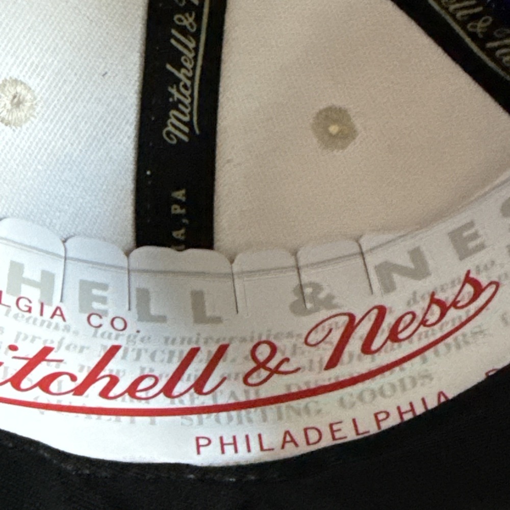 LOS ANGELES LAKERS‎ MITCHELL & NESS 2-TONE LIBERTY FIT OSFM SNAPBACK HAT/CAP NWT - Picture 8 of 8